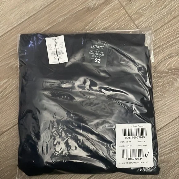 J Crew Factory High-rise girlfriend chino pant
AD156 Navy - Picture 6 of 6